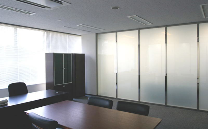 Controllable Switchable Glass