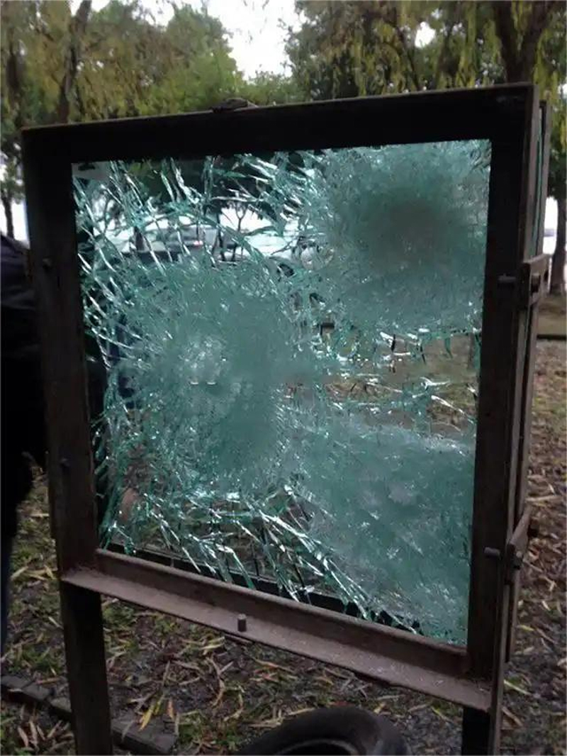 Why Can Bulletproof Glass Be Bulletproof?