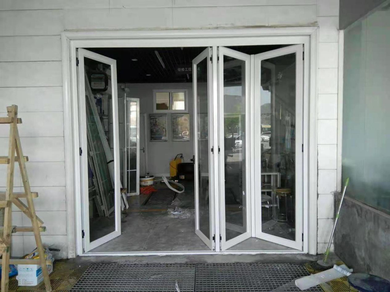 Aluminum Folding Doors